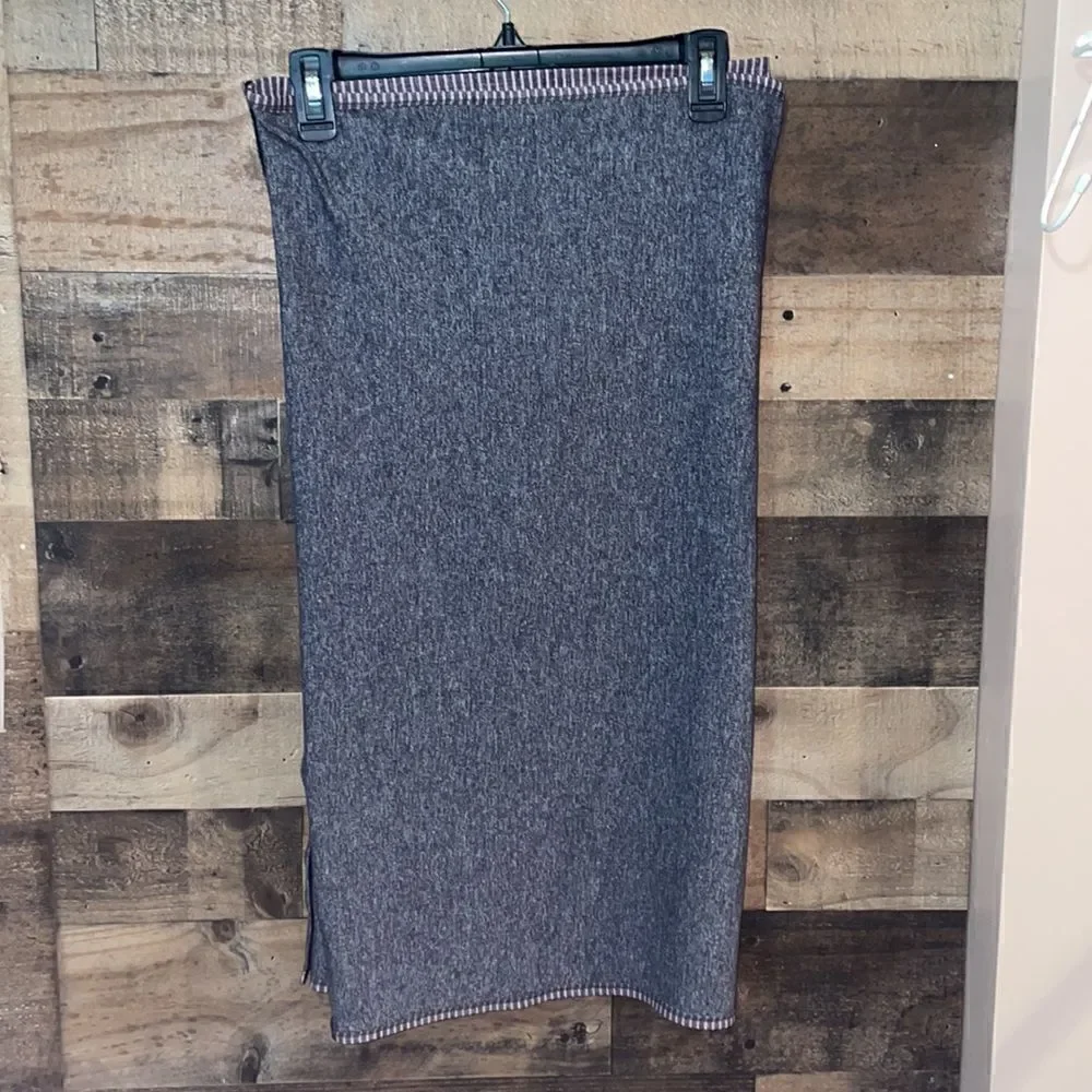 Lululemon Vinyasa Scarf *Rulu Hyper Stripe Mauvelous Heathered Black Gray